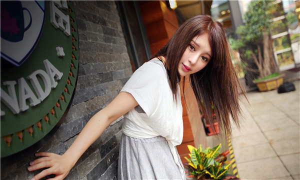 南江想找一个女性生孩子给报酬-｛找个女人生孩子多少钱｝